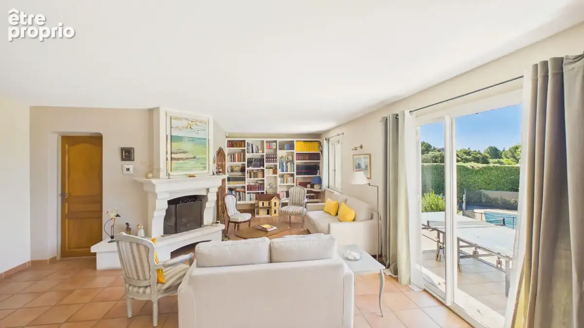 Secteur Saint-Rémy-de-Provence Villa familiale avec piscine, studio indépendant et vue Alpilles - photo 2