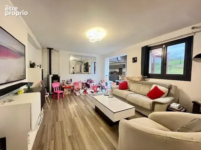 Maison 6 pièces 126 m² à vendre à Saint-Clair-Sur-Epte (95770) - photo 3