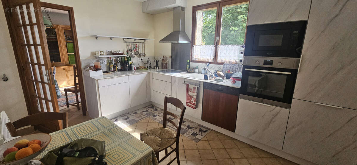 Maison à JUSSY
