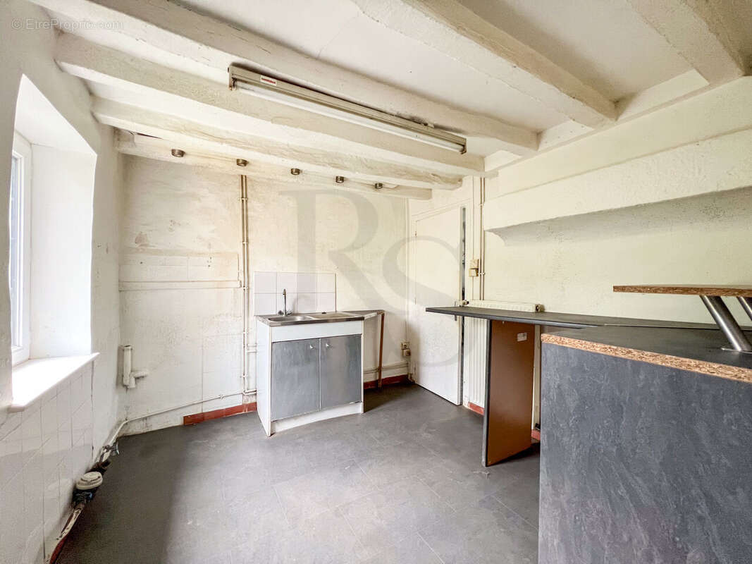 Maison à SAINT-DENIS-SUR-SARTHON