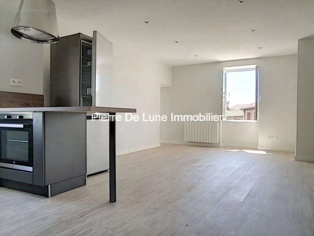 Appartement à OINGT