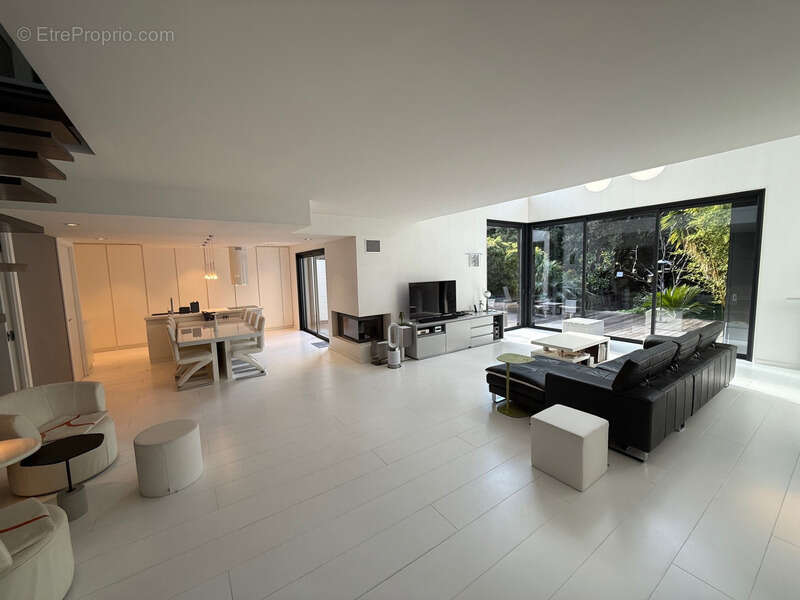 Maison à SAINT-RAPHAEL