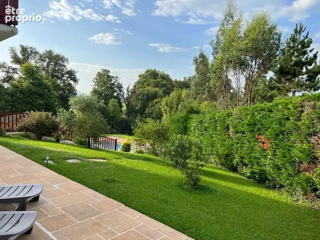 Terrasse et jardin