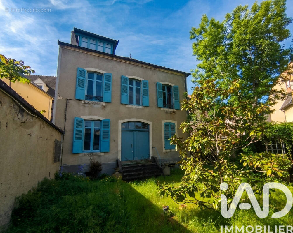 Photo 1 - Maison à MONTLUCON