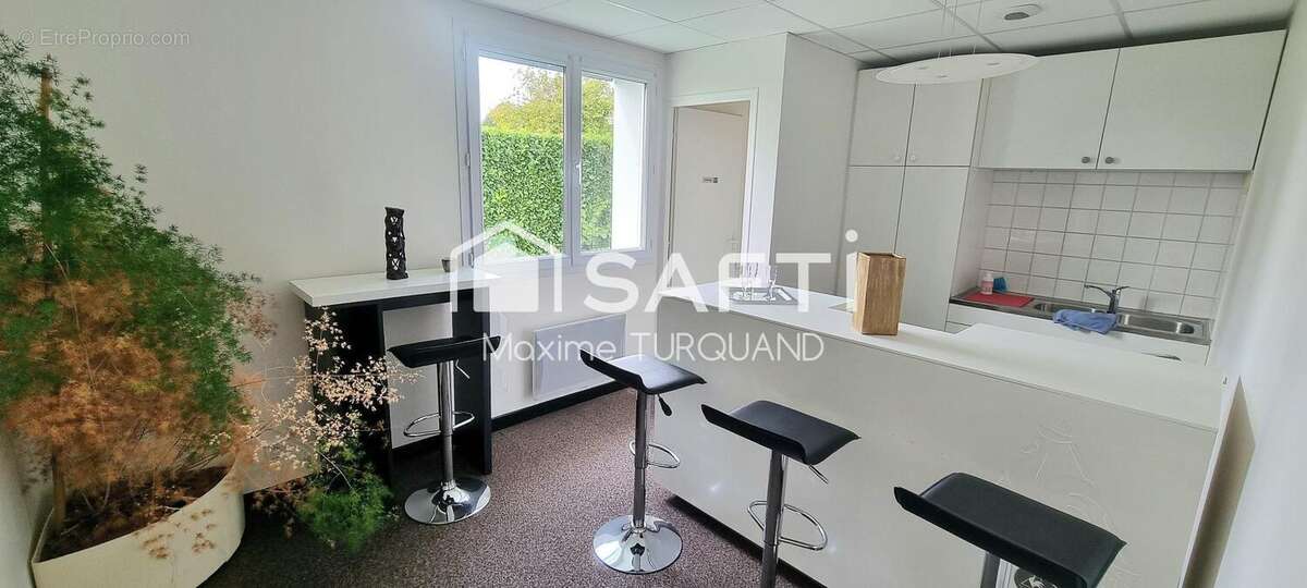 Photo 7 - Commerce à MAZIERES-EN-GATINE