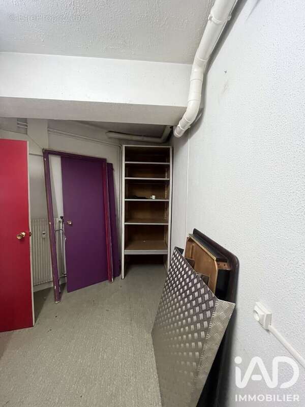 Commerce 73 m² à Saint-Claude  - photo 8