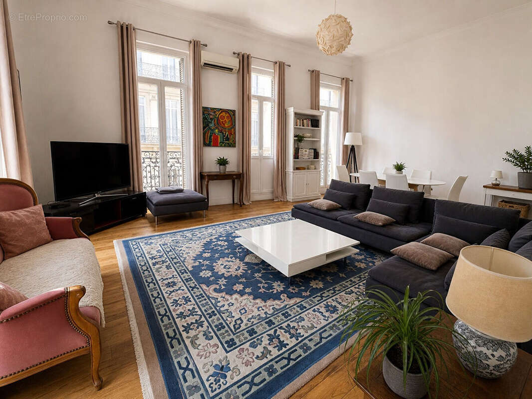 Appartement Marseille 4/5 pièce(s) 130 m2 - photo 3