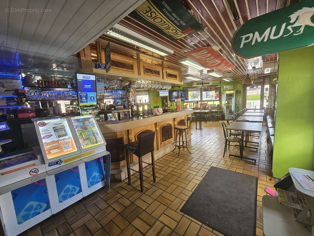 Fond de commerce a sair bar, pmu, fdj, license 4 et brasserie - photo 2