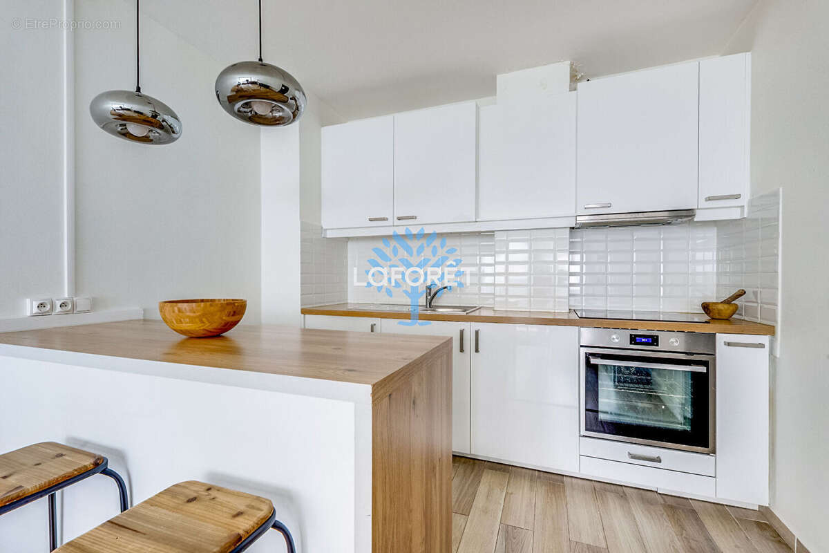 Appartement à PARIS-19E