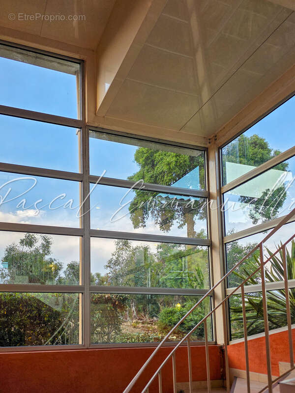 Appartement à MANDELIEU-LA-NAPOULE