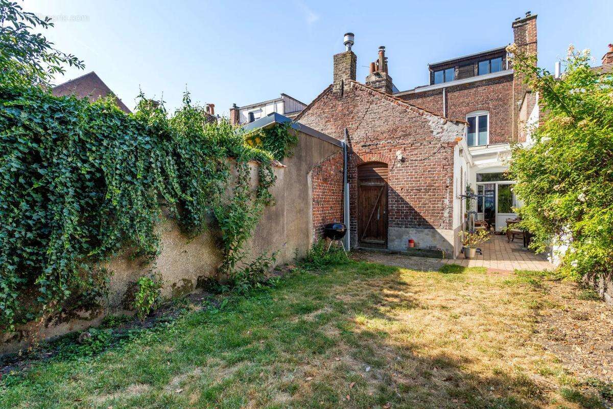 Maison de 4 pièces de 120 m² à Roubaix - photo 11
