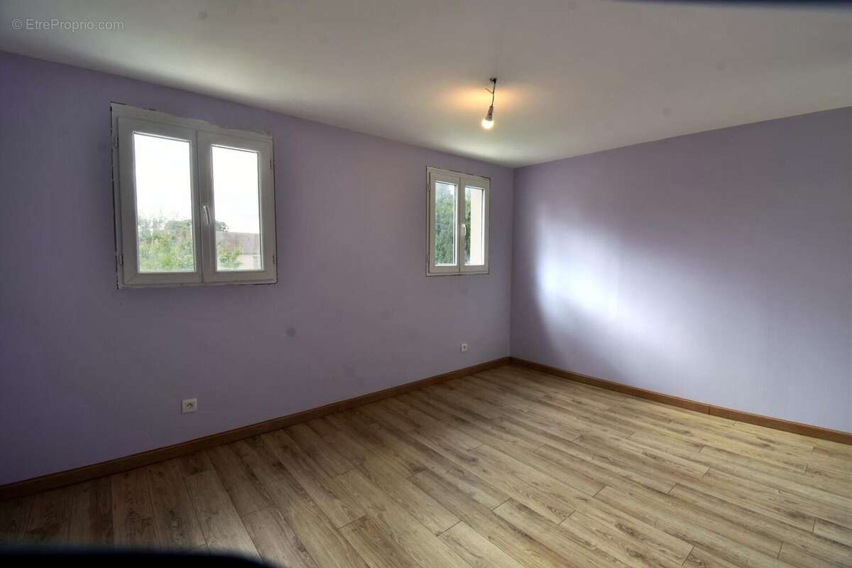 Maison 133 m² à Machault  - photo 8
