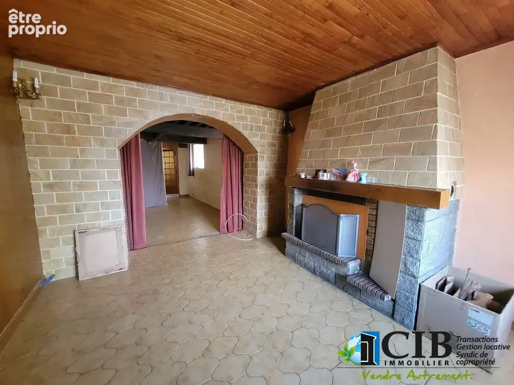 Maison à rénover avec grande dépendance sur terrain de 765 m2 env. - photo 6