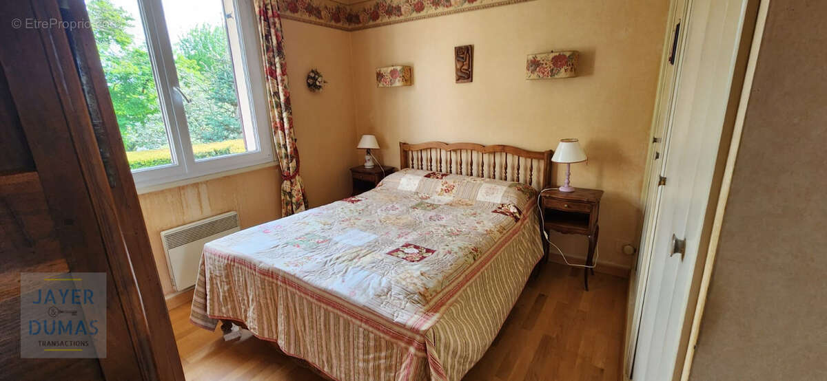 Maison à SENNECEY-LE-GRAND