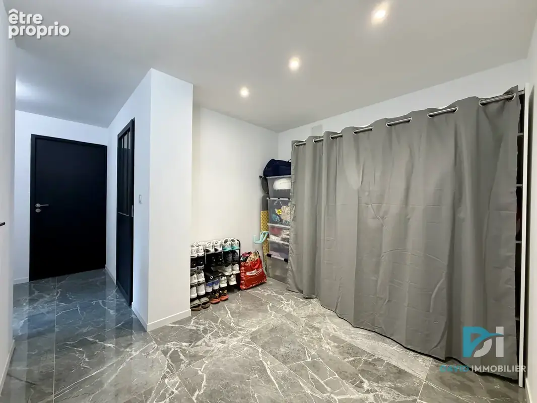 Maison T4 97 m2 entièrement rénovée avec Garage - Terrasse - Jardin - photo 15
