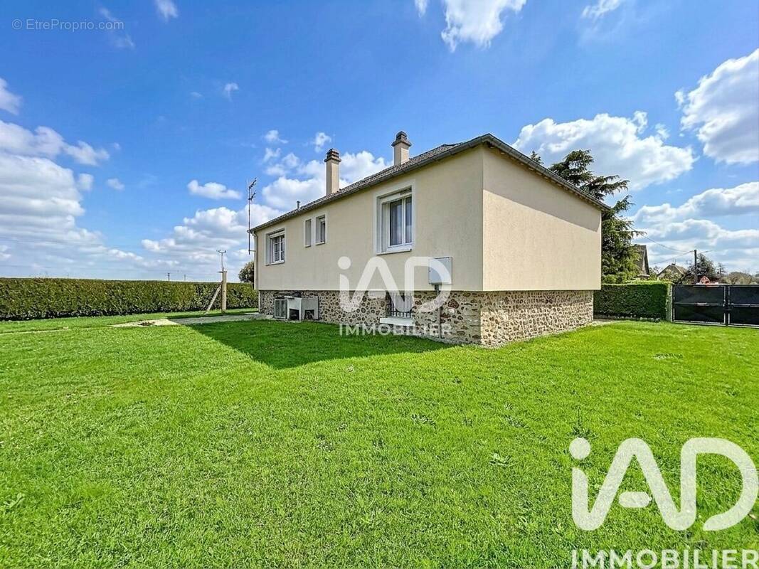 Photo 1 - Maison à SAINT-OUEN-SUR-ITON