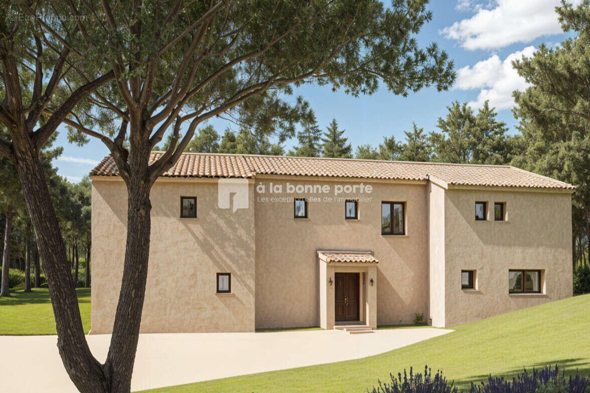 Terrain à VENTABREN