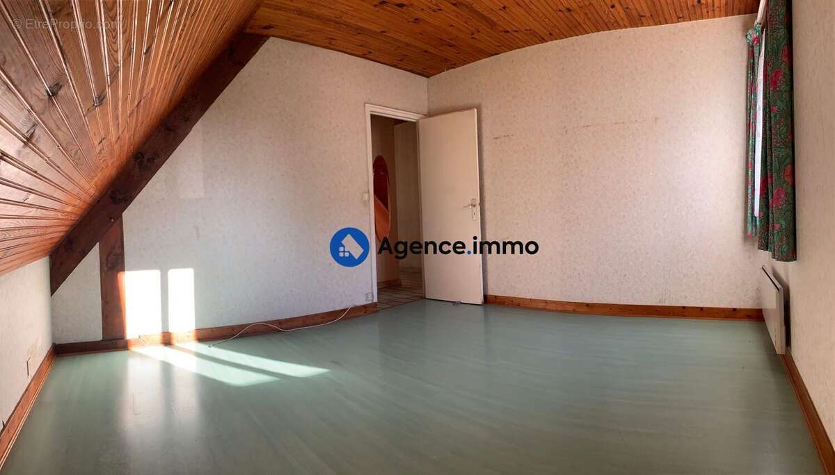 Maison à CHATEAU-LA-VALLIERE