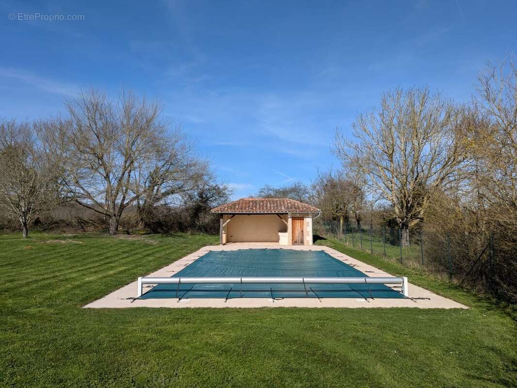 Maison à SEISSAN