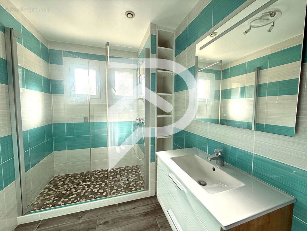 Appartement Artix 5 pièces 80 m² - photo 6