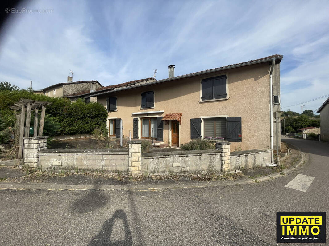 Maison à JESONVILLE