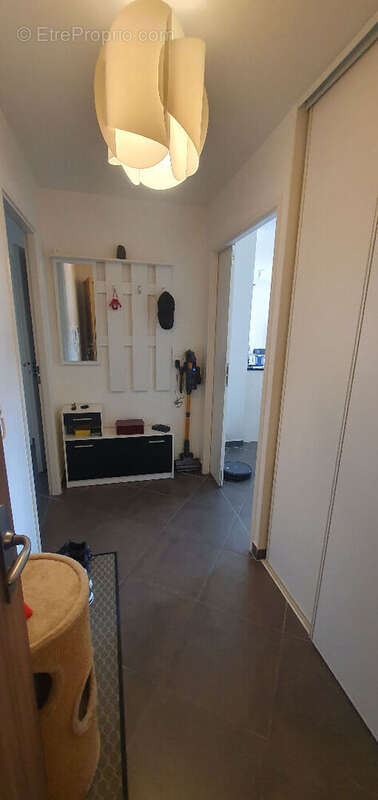 Appartement à VILLE-LA-GRAND