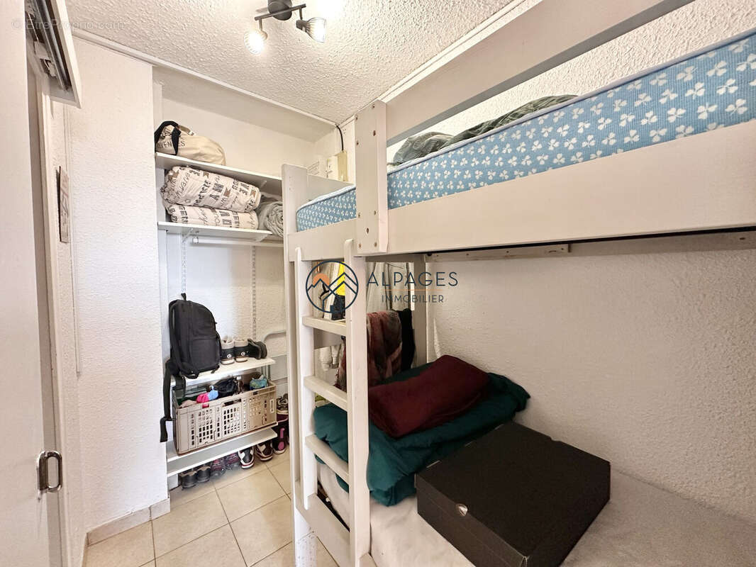 Coin nuit - Appartement à RISOUL