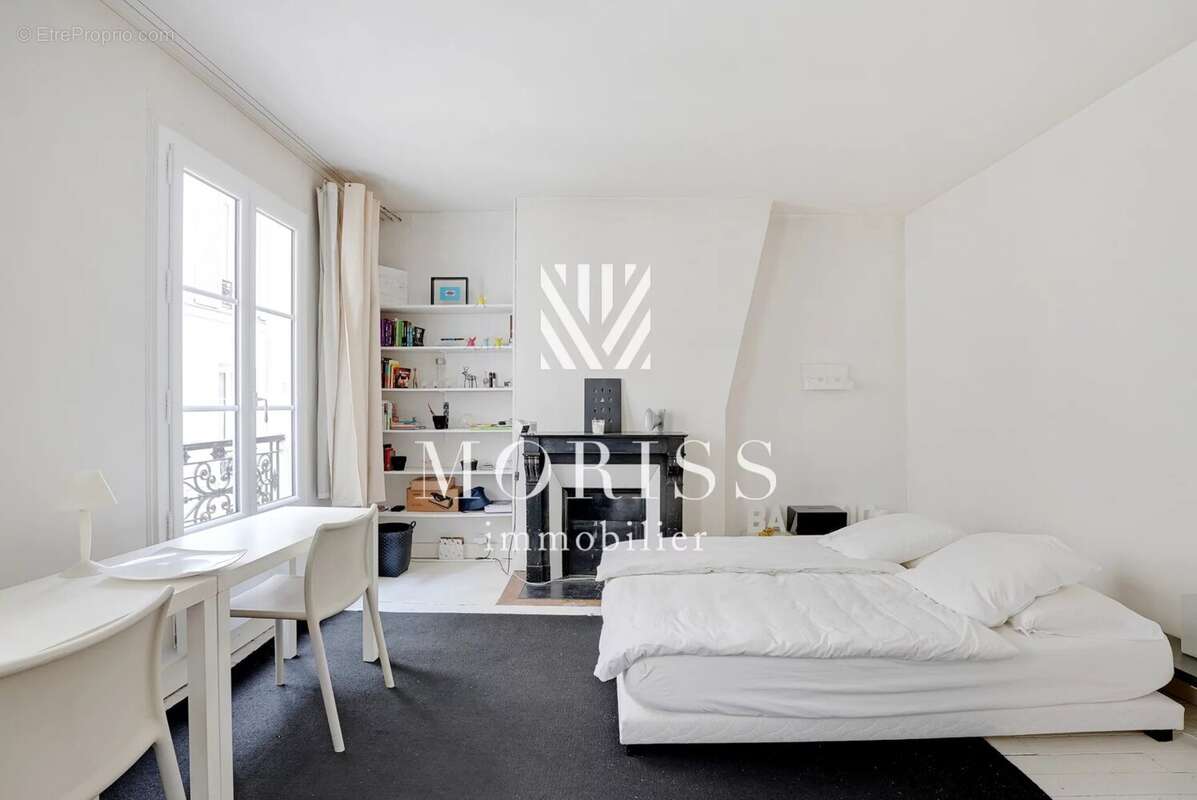 Appartement à PARIS-14E