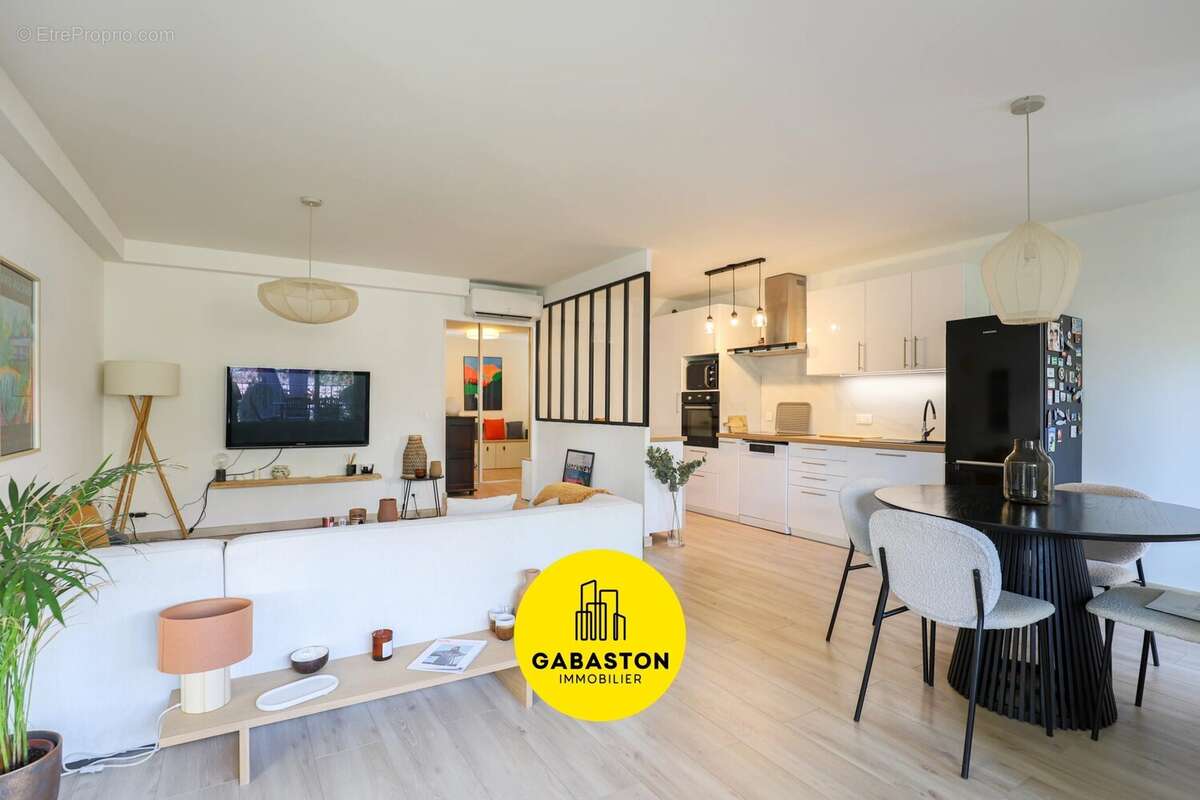 Appartement à MARSEILLE-12E