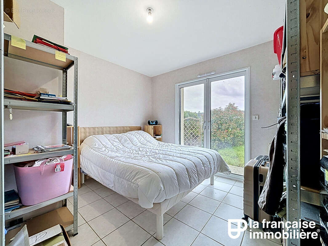 Maison à MONTFORT-SUR-MEU