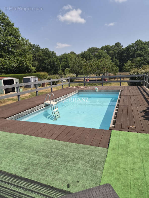 Maison  4 chambres gours - piscine - photo 2