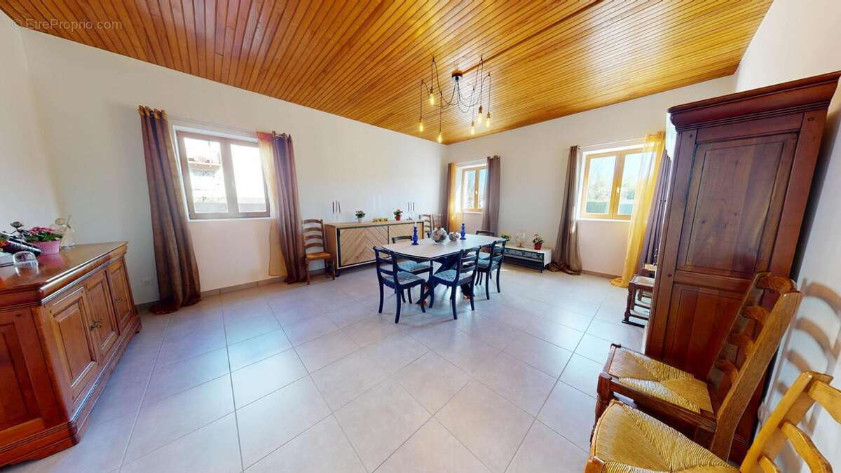 Photo 4 - Maison à GRIGNY