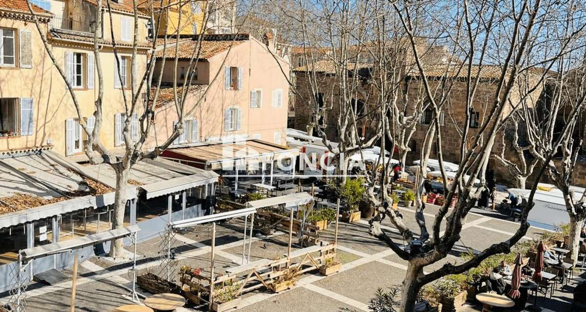 Appartement à FREJUS