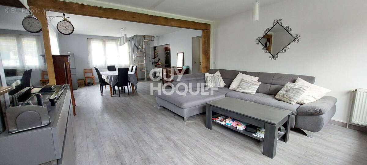 Maison à AUBERGENVILLE