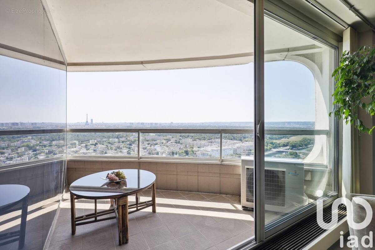 Photo 1 - Appartement à PUTEAUX