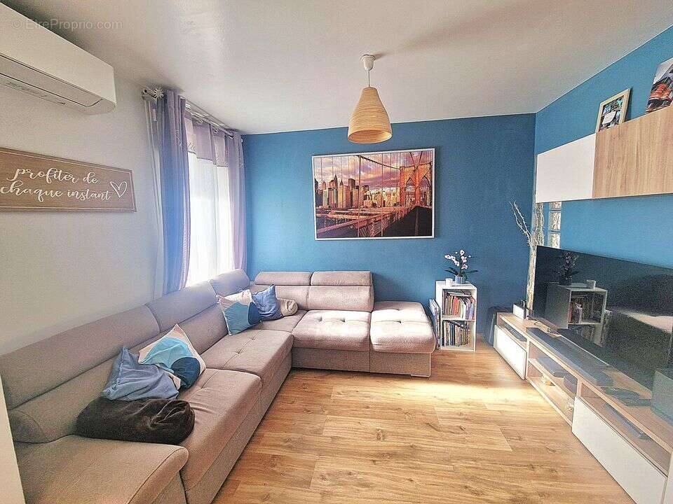 Appartement à MARSEILLE-11E
