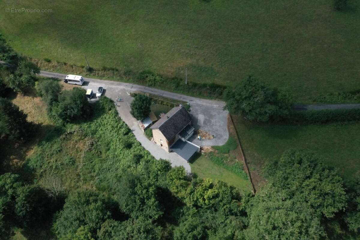 Maison à SAINT-GERVAIS-D&#039;AUVERGNE