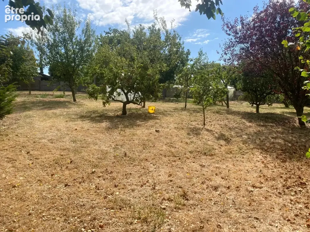 Photo Terrain à Lamballe au prix de 79 380€