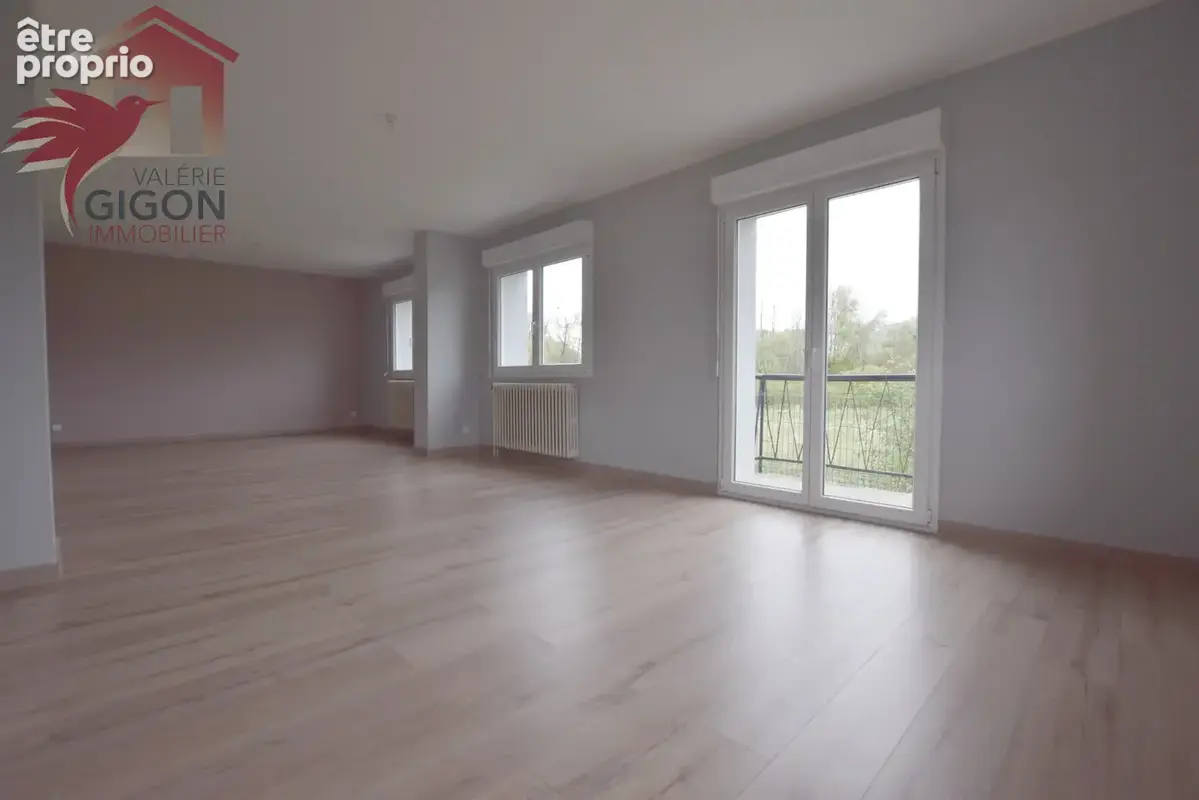 BELLE MAISON PRETE A VIVRE entièrement RENOVEE tant à l'intérieur qu'à l'extérieur, idéale pour une famille - photo 4