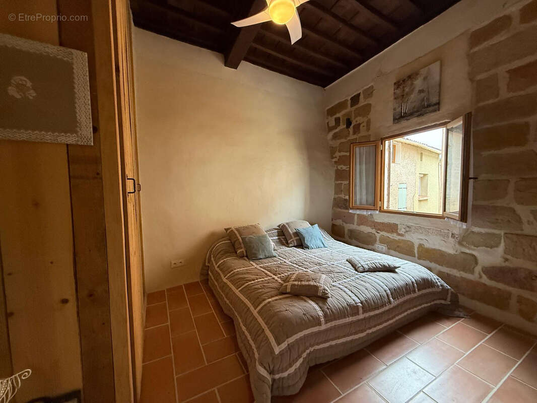 Maison à MONTAGNAC