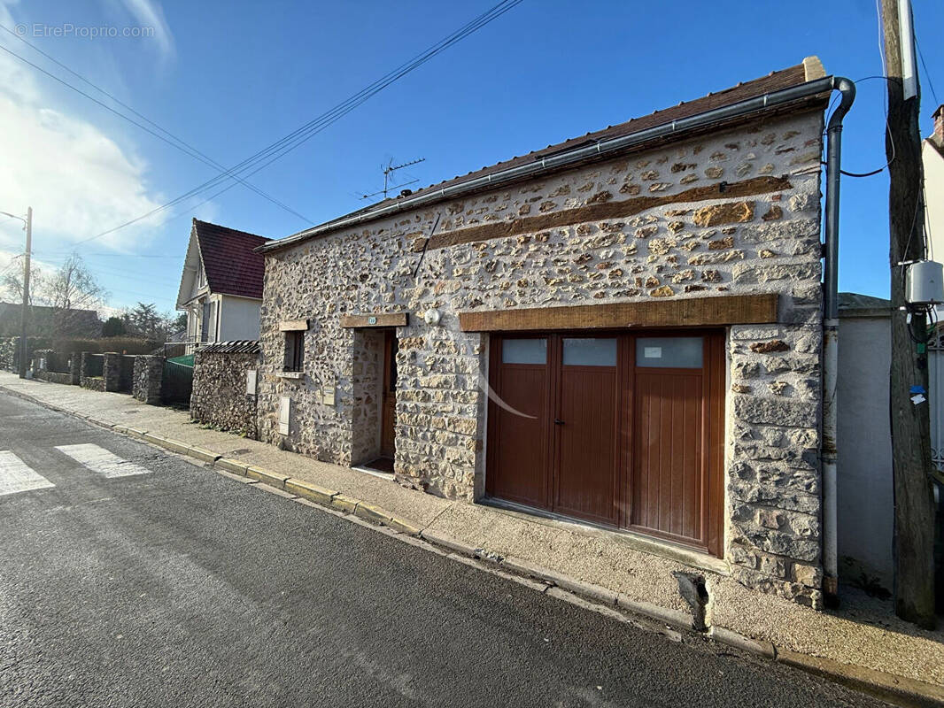 Maison à HERICY