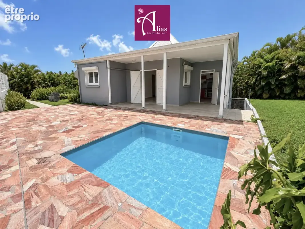 Photo Maison à Le Gosier au prix de 515 000€