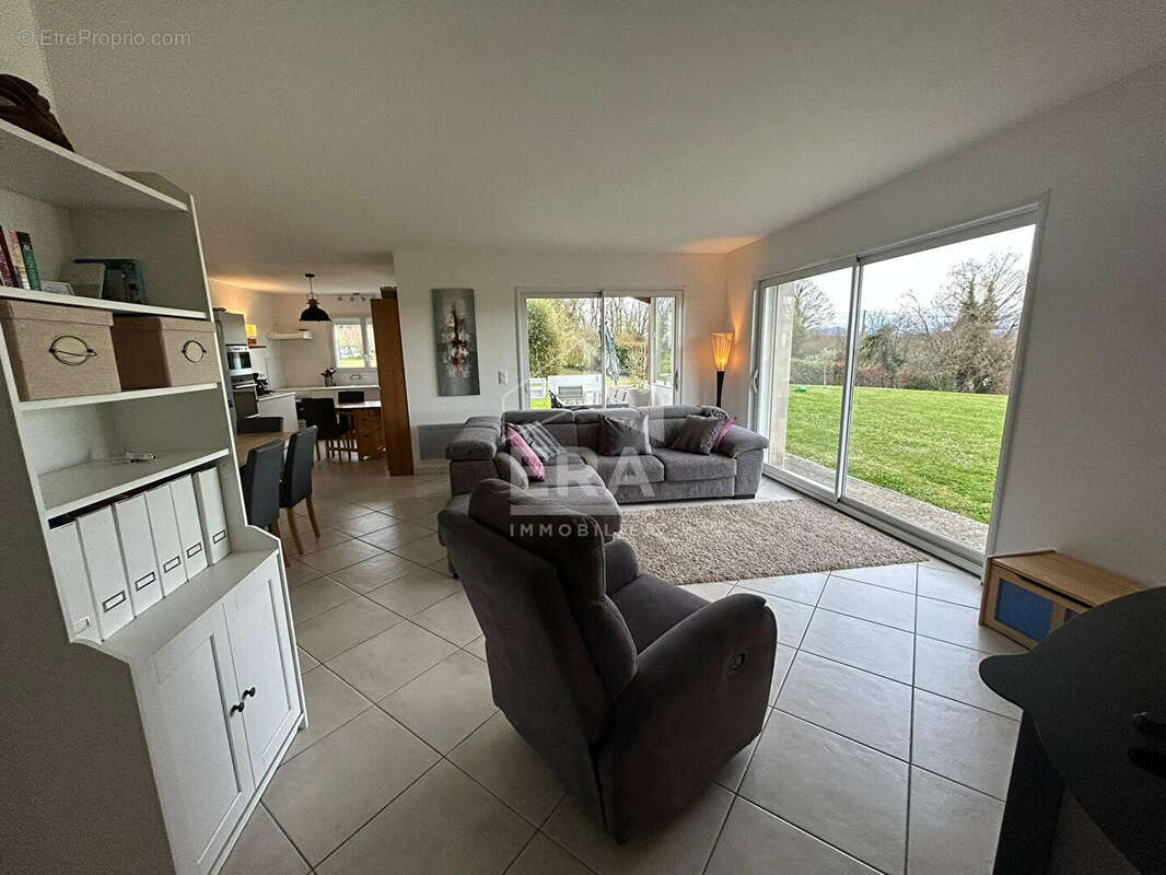 Bidache - Vente Maison - Vue montagnes - photo 4