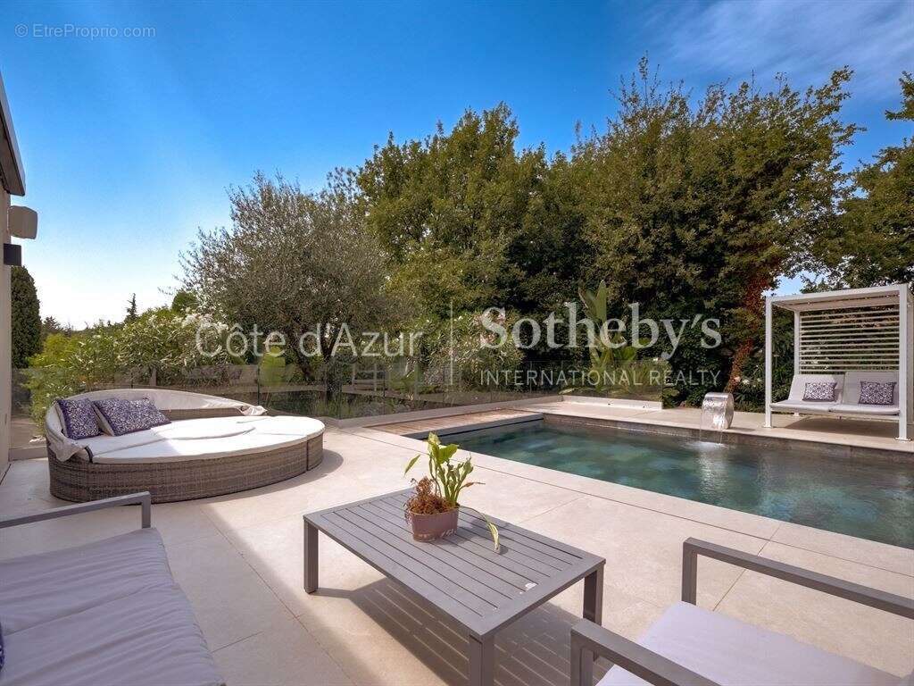 Villa contemporaine de prestige avec piscine près de Valbonne - photo 16