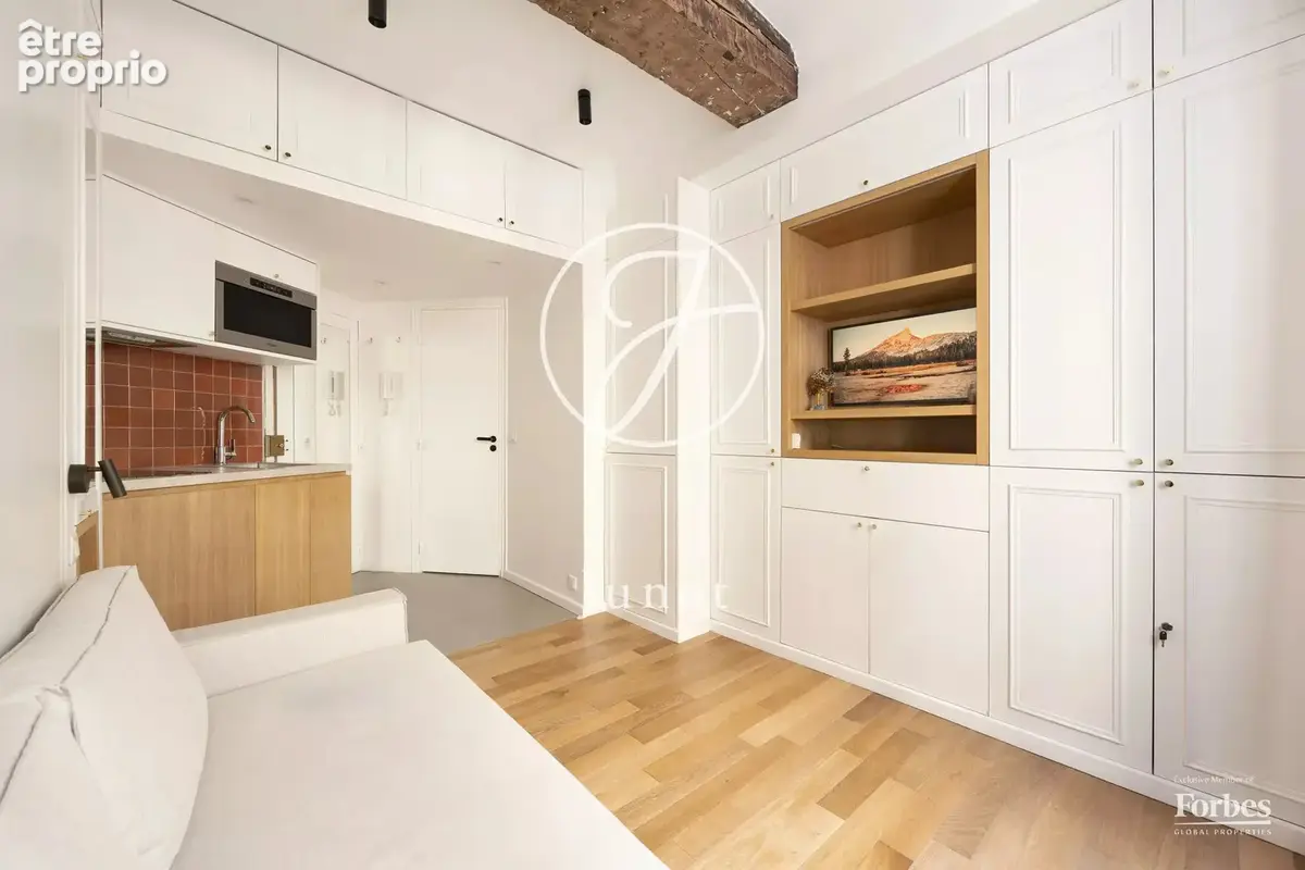 Paris 4e - PLACE DES VOSGES / TOURNELLES - Studio - 1 pièce - 14,31m² Carrez - photo 4