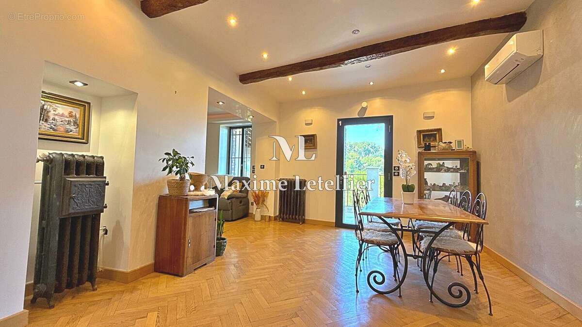 Maison 166 m² à Marseille-13e  - photo 3