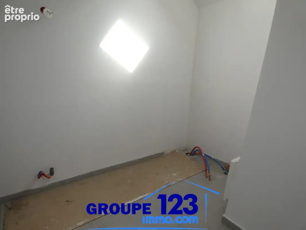 Maison de ville de 145 m2 - photo 7