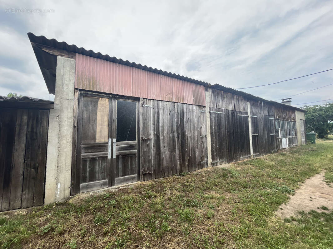 Maison à AMBARES-ET-LAGRAVE