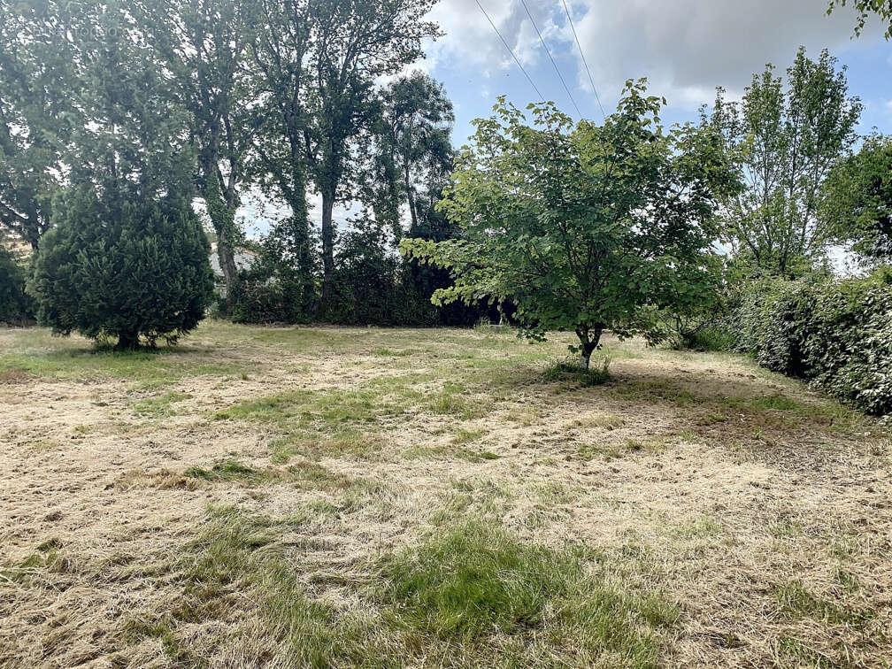 Terrain à TALMONT-SAINT-HILAIRE