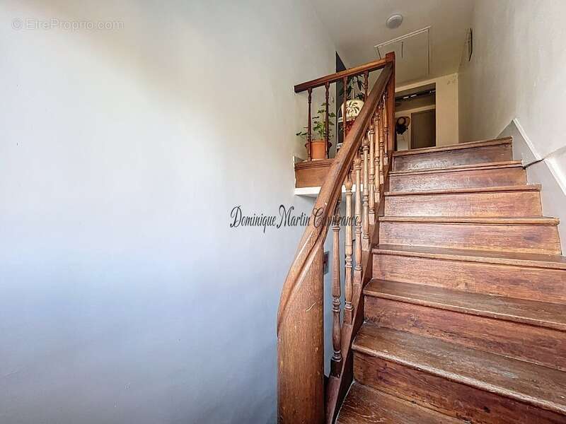 Appartement à LA CHARTRE-SUR-LE-LOIR